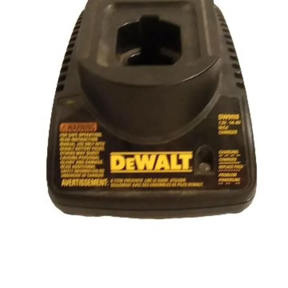 DeWalt DW9118 7.2 volt -‎ 14.4 volt NiCd Battery Charger